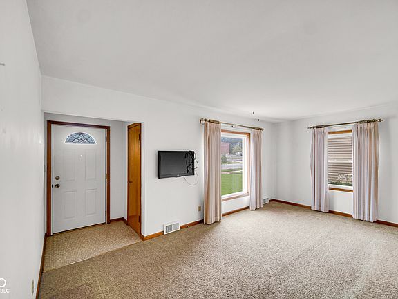 4th image of 8736 Cottage Grove Ave