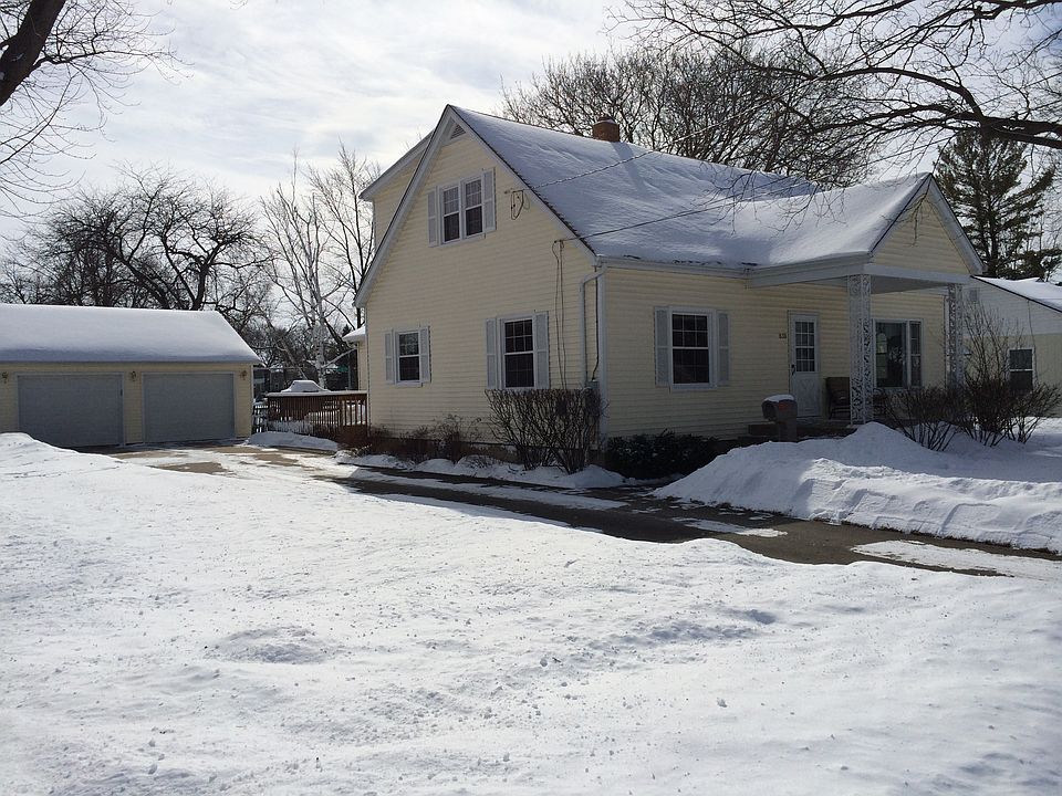 Exterior Front2 car garage