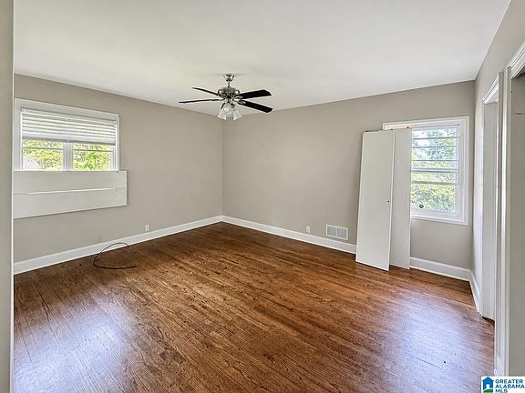 4th image of 1744 Mountain Dr