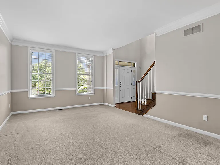 24303 Saybrook Ct — Photo 6