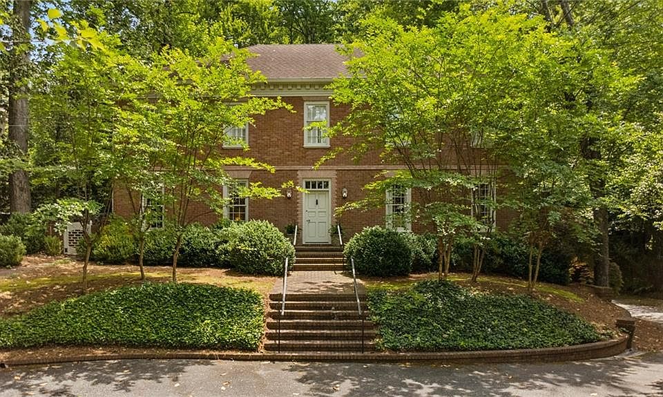 1st image of 3017 Habersham Way NW