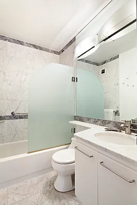 Sold by Fischer Group Realty, LLC | media 17