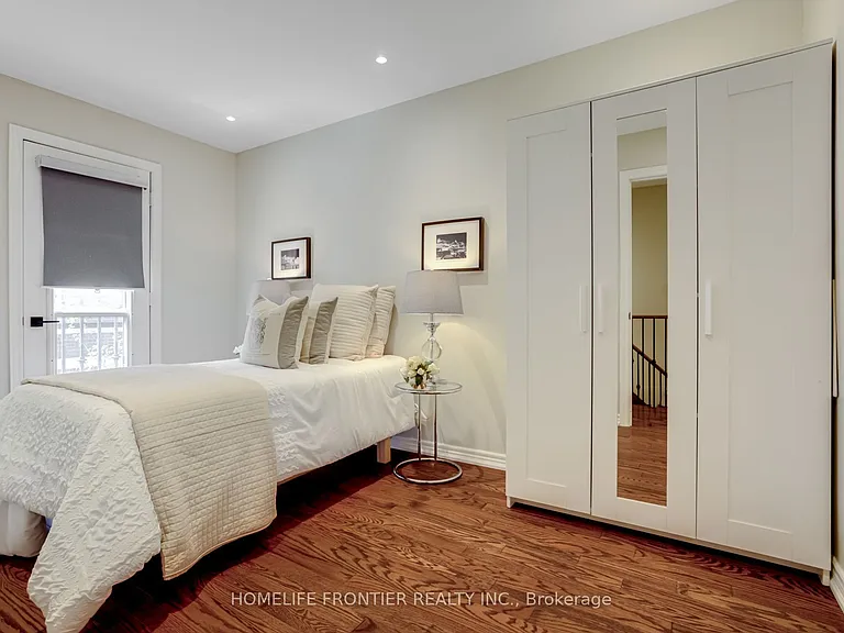 22 Balmoral Ave #4 — Photo 28