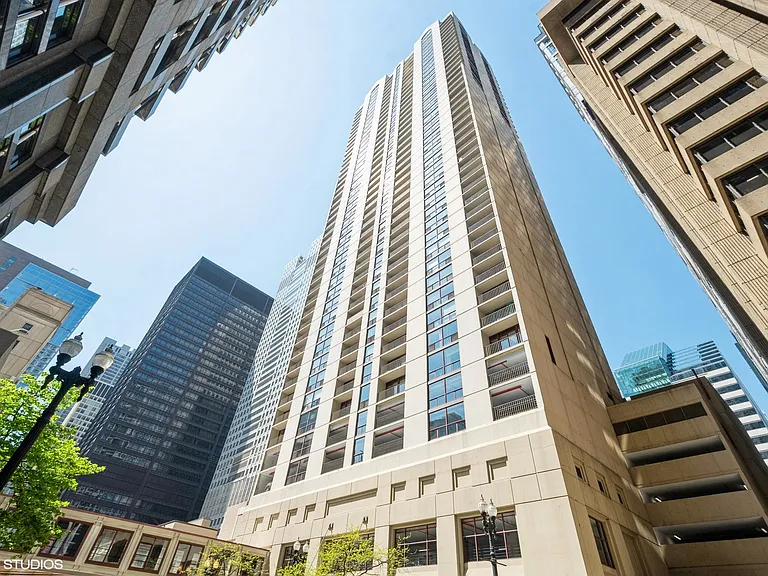 200 N Dearborn St #2608 — Photo 1