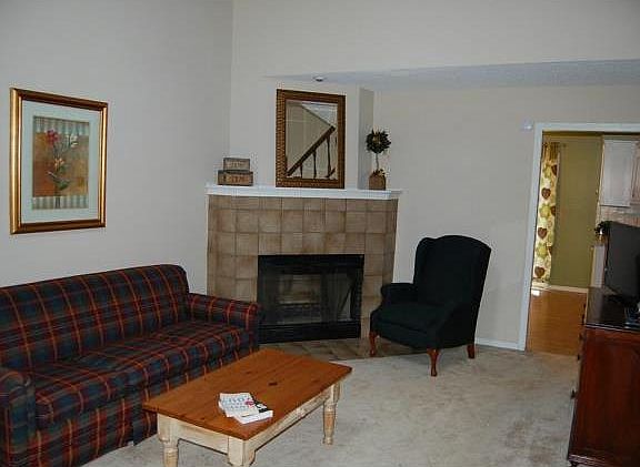 5th image of 10105 W 86th Ter