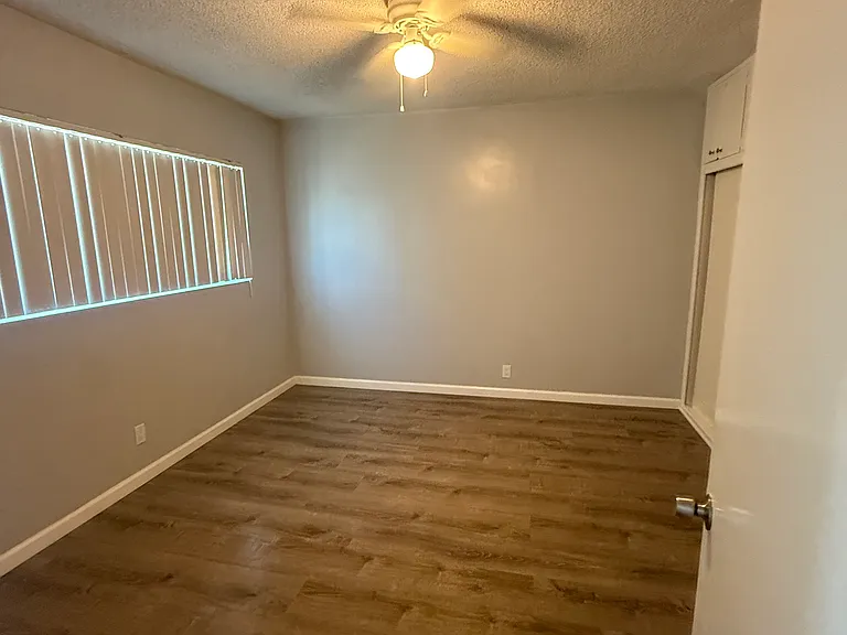Downey Ave Apartments — Photo 13