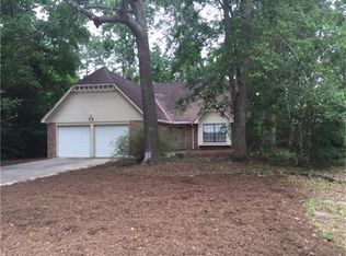 52 N High Oaks Cir, Spring, TX 77380