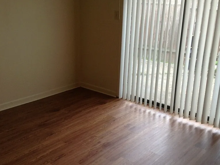 8262 Governor Dr — Photo 28