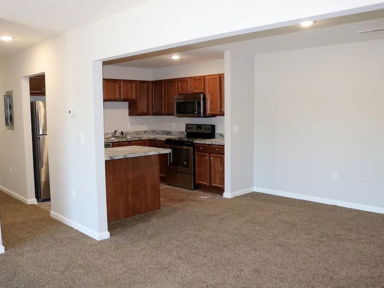 Amanda Place Apartments — Photo 6