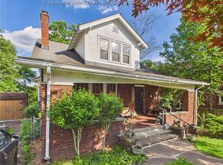 890 Poplar Rd, Charleston, WV 25302