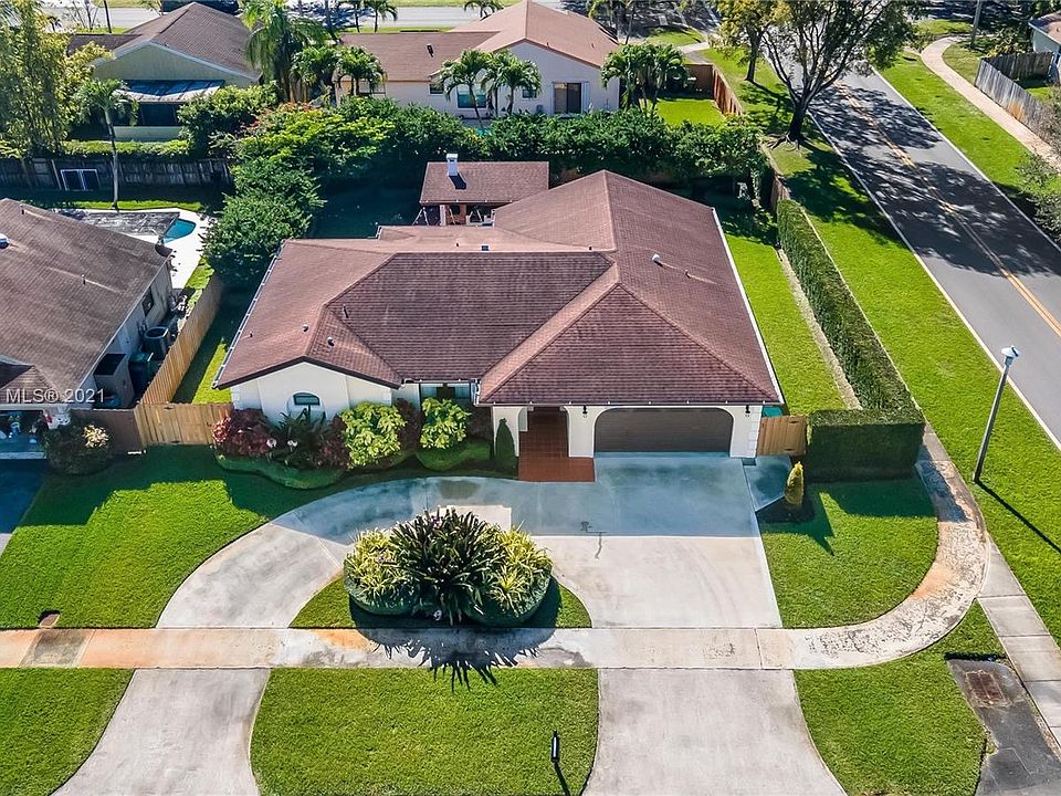1st image of 11798 SW 51st Ct