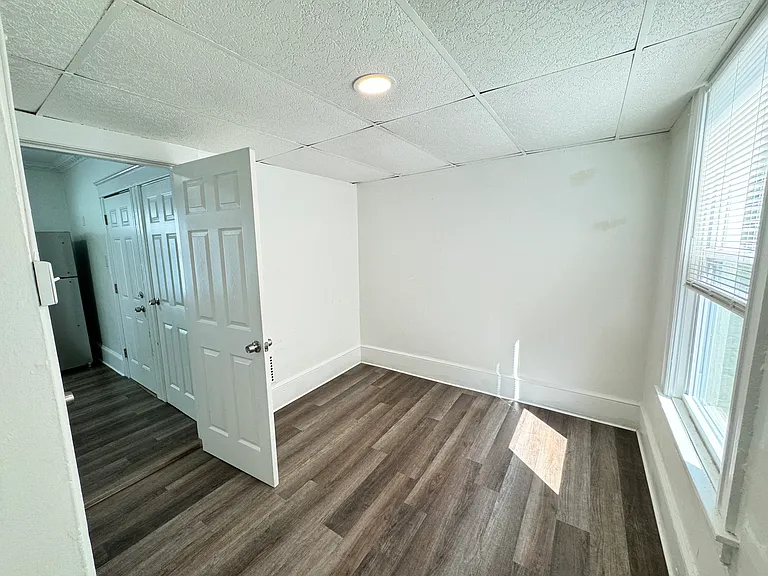 40 Lincoln Ave #2 — Photo 5