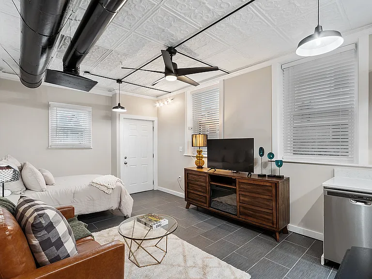 1 Hazel St #23L — Photo 9