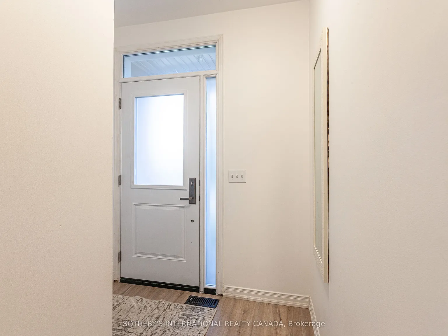3 bed, $3,300 — Photo 4