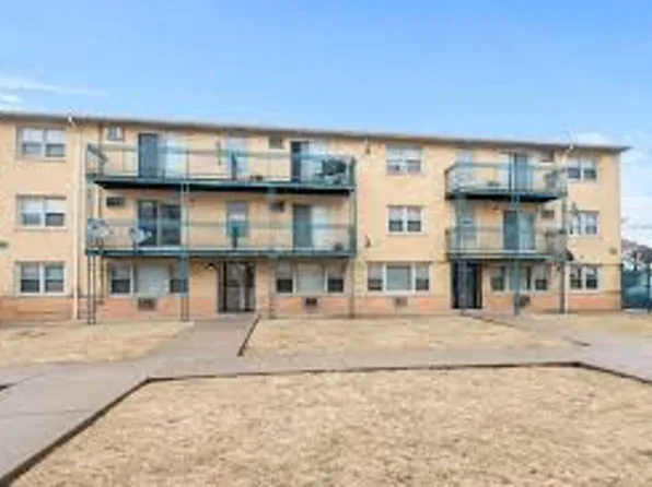 3731-3733 W 63rd (West Lawn)