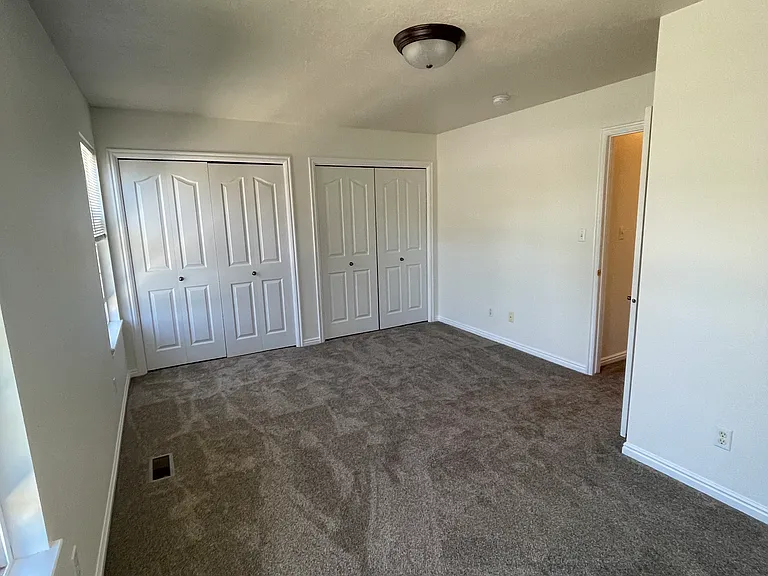 790 E Hamlet Cir N — Photo 14