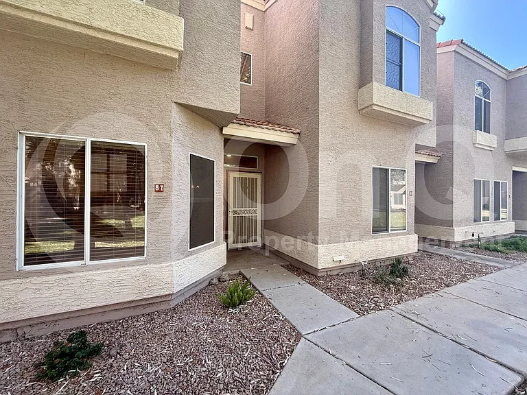 500 N Roosevelt Ave #87 — Photo 20