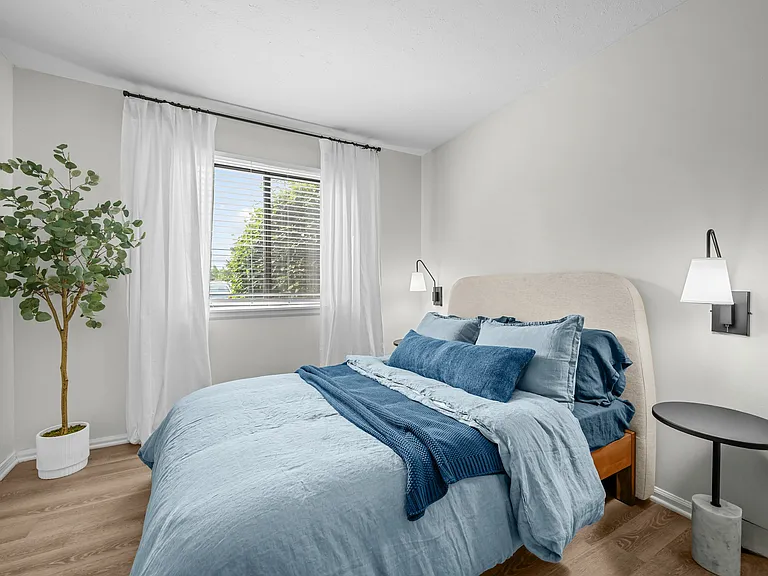 Bedroom 2 - Platinum Interior