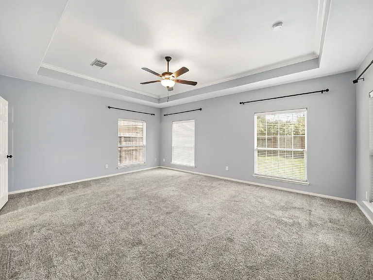 2875 Wimbledon Ln — Photo 4