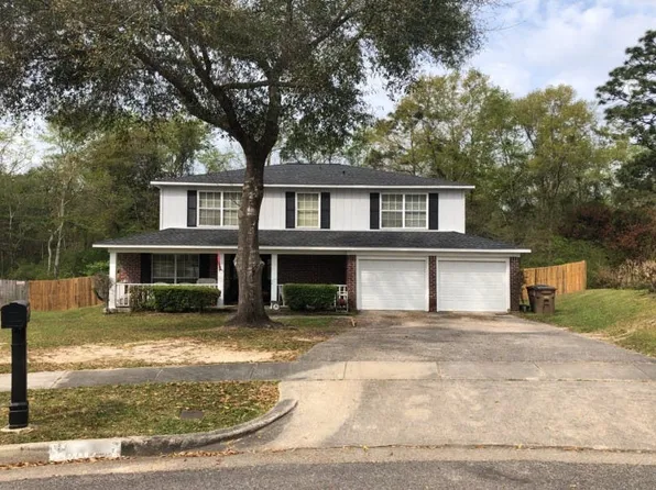 6820 Windsor Ct, Mobile, AL 36695