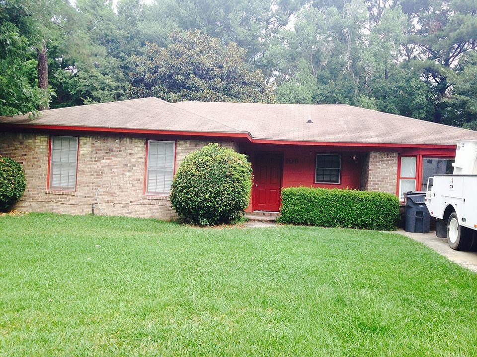 106 Village Way