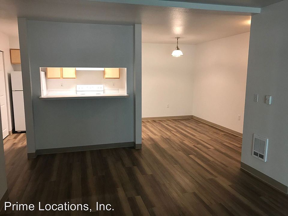 1st image of 3007 Borst Ave APT D8