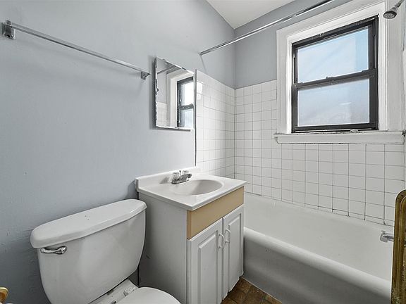 3rd image of 436 E 81st St #1