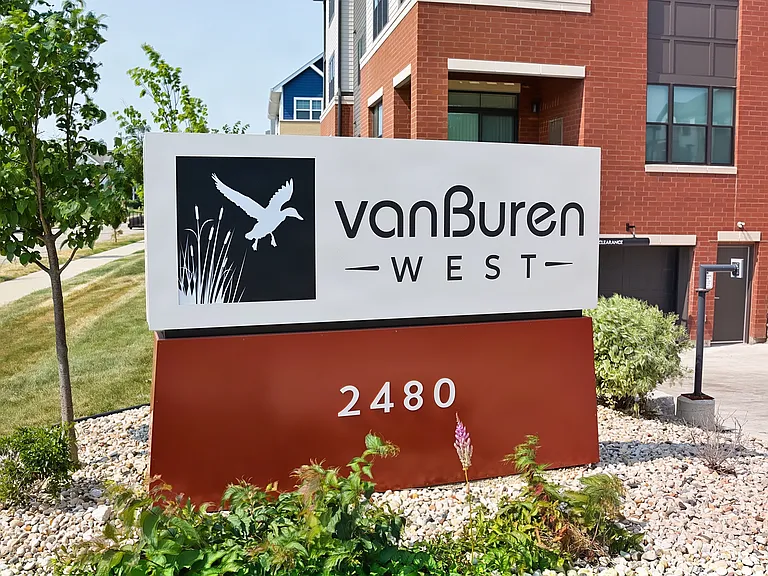 Van Buren West — Photo 18
