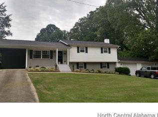 1619 Northwood Dr NW, Cullman, AL 35058