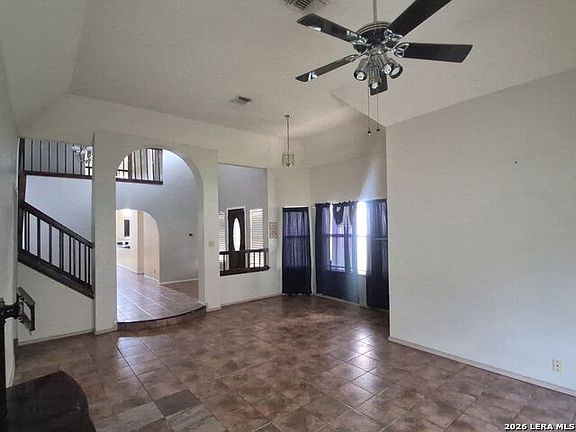 3rd image of 7014 Hickory Ridge Dr