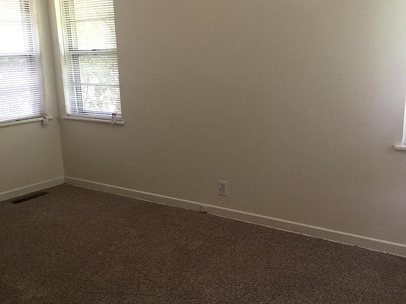 5th image of 510 N Bryant Ave