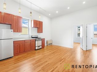 161 Maujer St APT 3A, Brooklyn, NY 11206