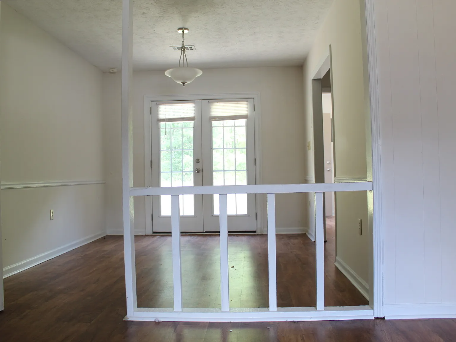 2 bed, 1015 sqft, $950 — Photo 2