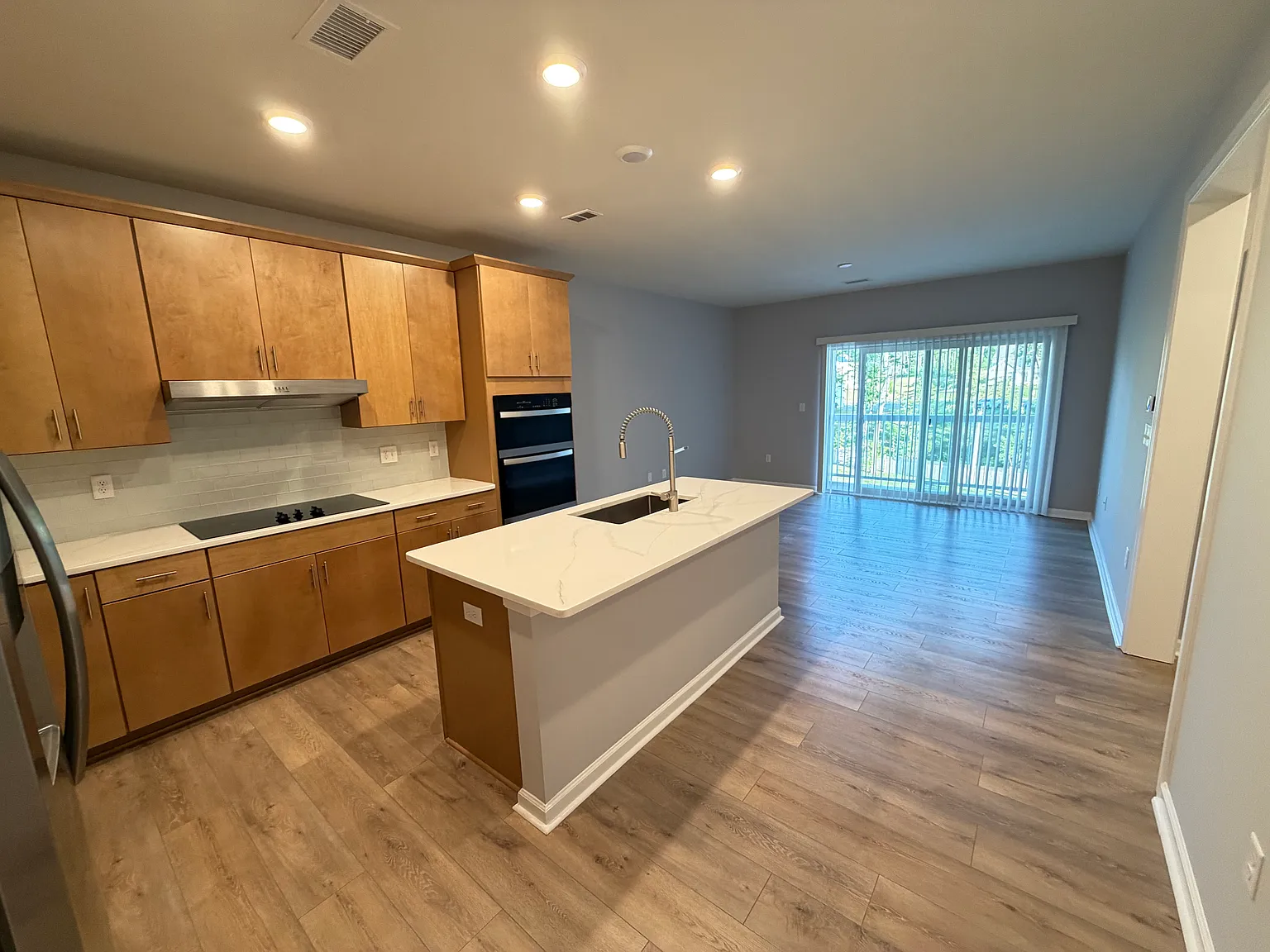 2 Winslow Ln — Photo 1