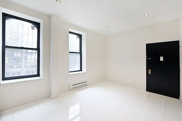 Rented by Zumper Inc | media 29