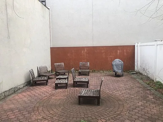 Rented by Compass | media 4
