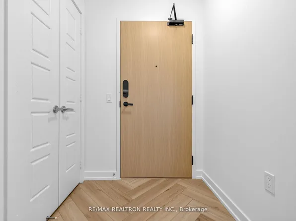 333 Sunseeker Ave, Innisfil, ON