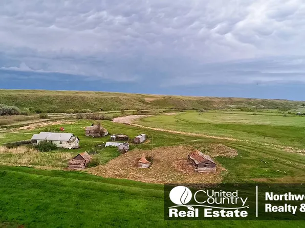 7729 Larb Creek Rd, Saco, MT 59261