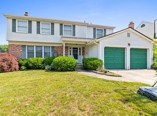 15 Waverly Rd, Marlton, NJ 08053