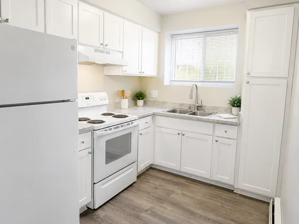 3604 E Uintah St Unit B10, Colorado Springs, CO 80909