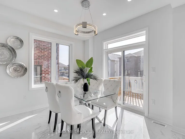 58 Belmont Dr — Photo 36