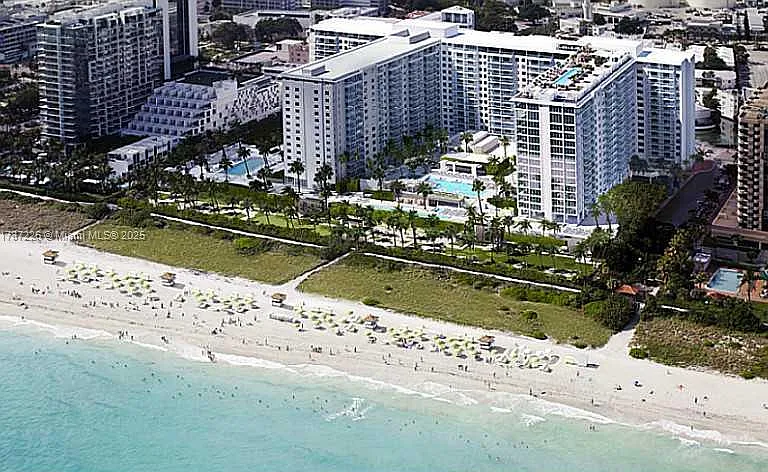 2301 Collins Ave #1221 — Photo 37