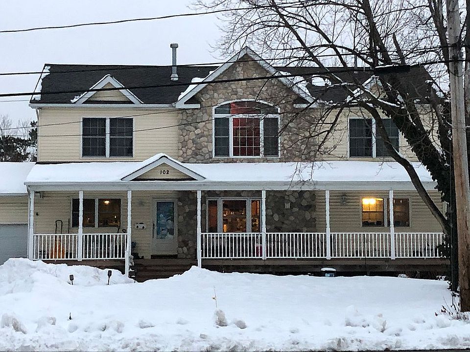 1st image of 102 Fawn Ln E
