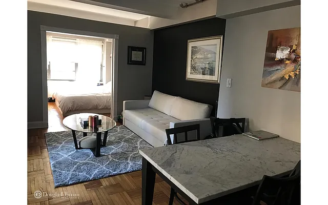 Rented by Douglas Elliman | media 19