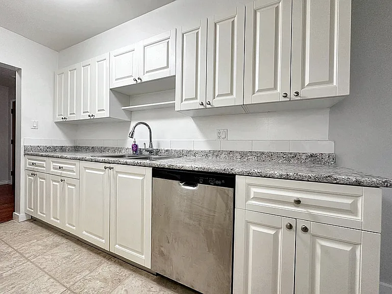 6635 McKay Ave #102 — Photo 11