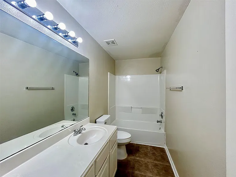 6535 Silky Moss Dr — Photo 36