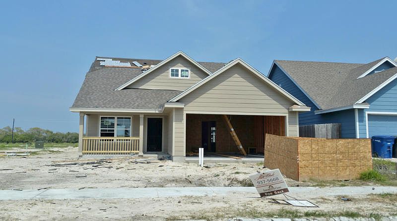 1st image of 1530 Oak Harbor Dr