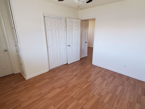 3rd image of 2407 13th Ave #4