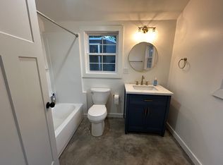 601 Marion Ave #B, Florence, AL 35630