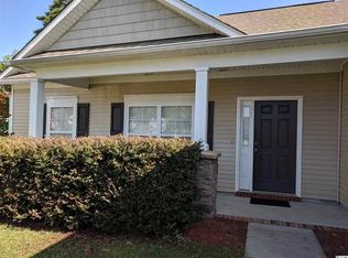 696 Privit Ct, Calabash, NC 28467